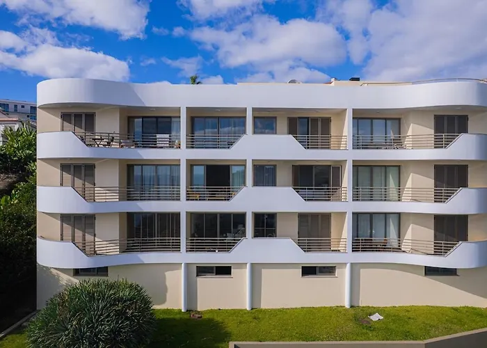 New Calheta Plaza By Your Madeira شقة *