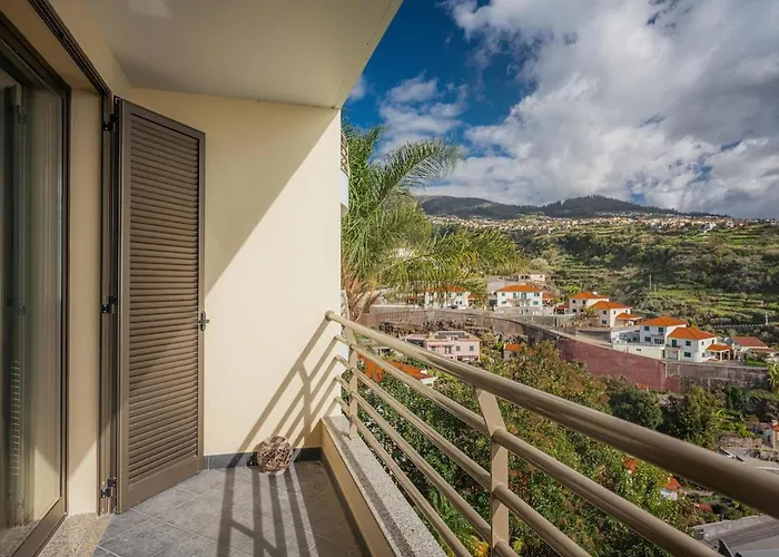 New Calheta Plaza By Your Madeira Estreito Da Calheta